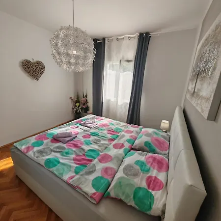 Sun House Apartmán Brzac