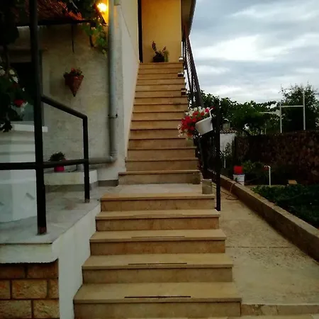 Sun House Apartmán Brzac