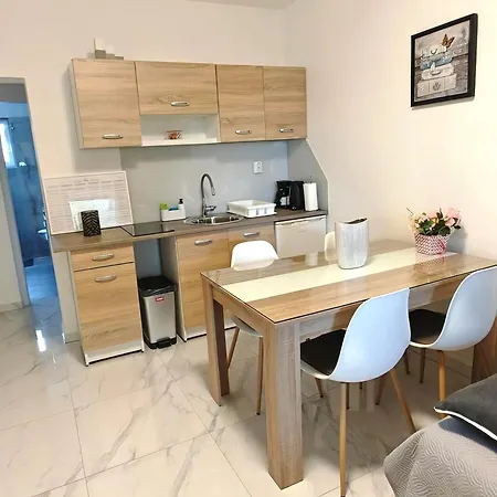 Apartment Sun House *
