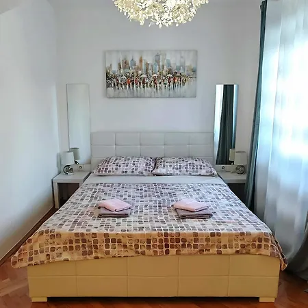 Sun House * Brzac