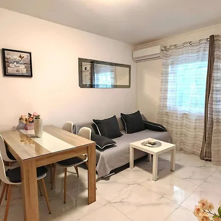 Sun House Apartment