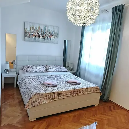 Sun House Apartment
