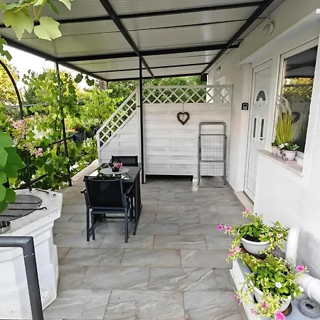 Sun House Apartment *