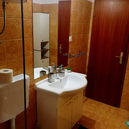 Sun House Apartament *