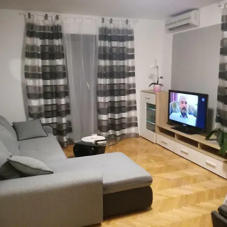 Apartament Sun House *