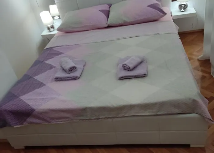 Διαμέρισμα Sun House Brzac